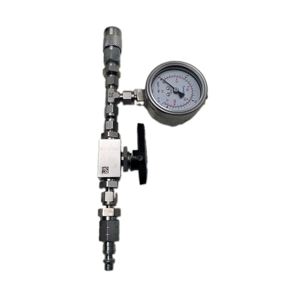 Swagelok SS-4SKPS4 valve + EN 837-1 Pressure Gauge